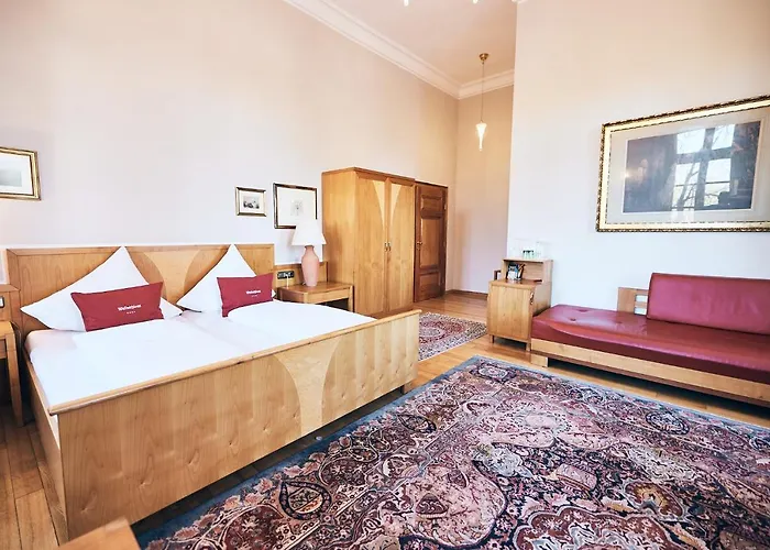 Hotel & Restaurant Waldschloss